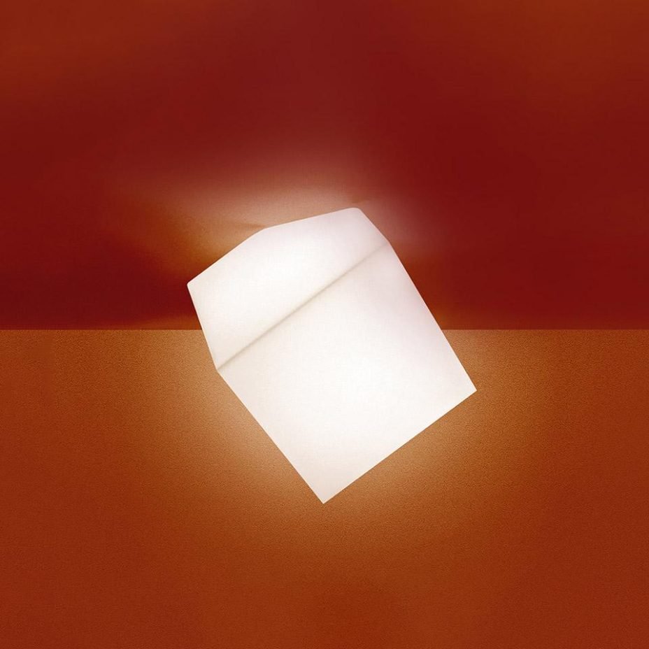 Edge 30 Wall / Ceiling Light