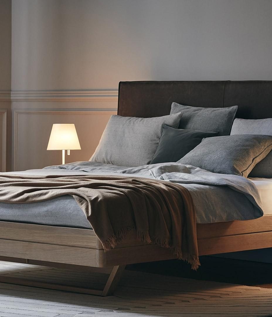 Melampo Table Lamp
